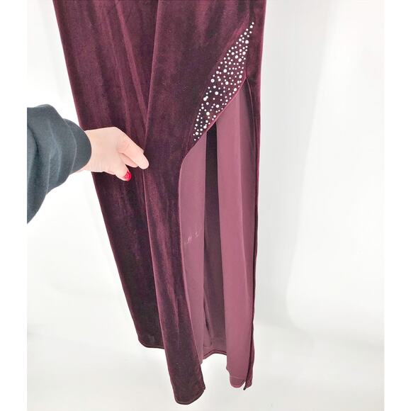 City Studio Womens Off The Shoulder Rhinestone Long Dress 16W Burgundy Slit NWT - Picture 7 of 8